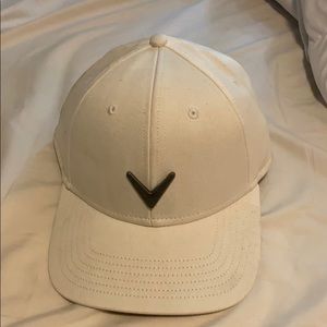 white callaway hat